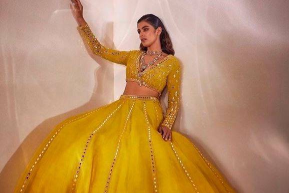 Georgette Lehenga Choli With Lucknowi Work Lahenga Choli With Bandhani  Dupatta, Bridesmaid Lengha Choli for Wedding, Traditional Lehengas - Etsy