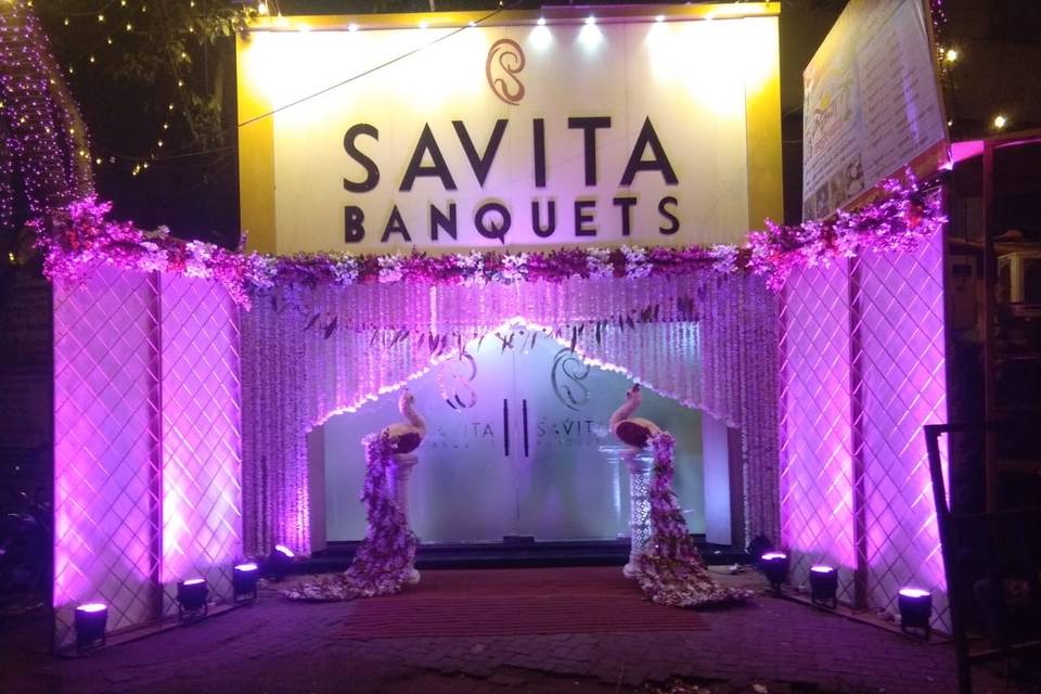 Entrance decor