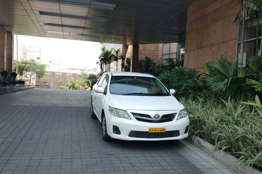 Corolla Altis