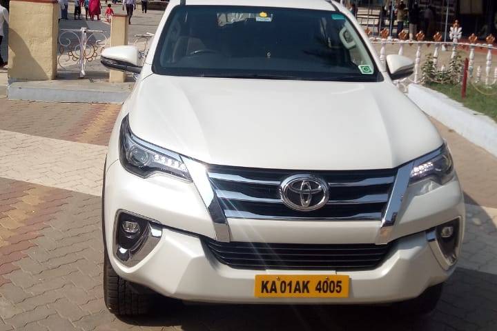 Fortuner hire in Bangalore