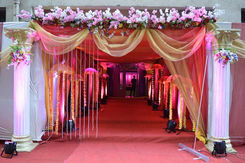 Entrance decor