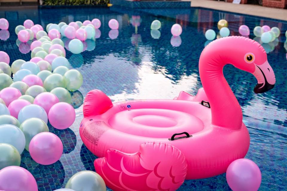 Flamingo Themed Pool Party