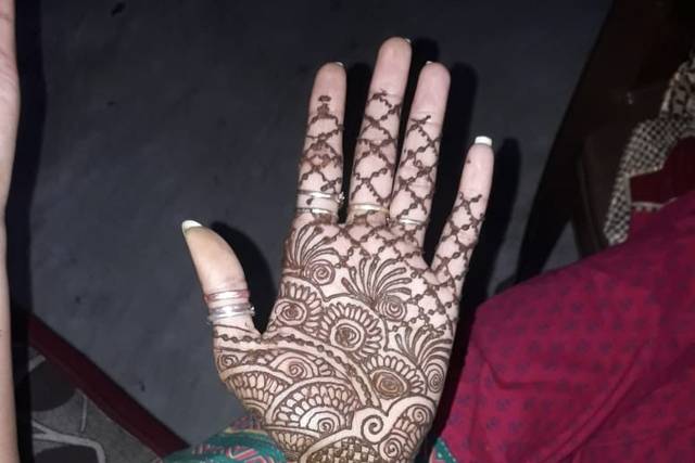 Bridal Mehndi Design At Govindnagar Lakhimpur Kheri #manyamehndiartist  #mehendidesign #makeup #henna - YouTube