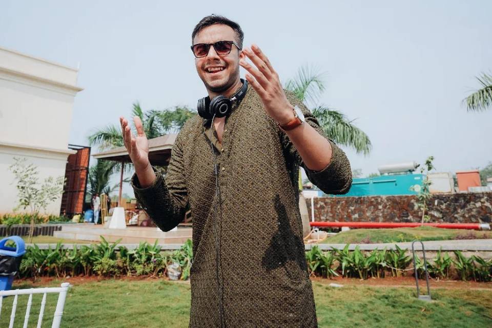 Haldi moves