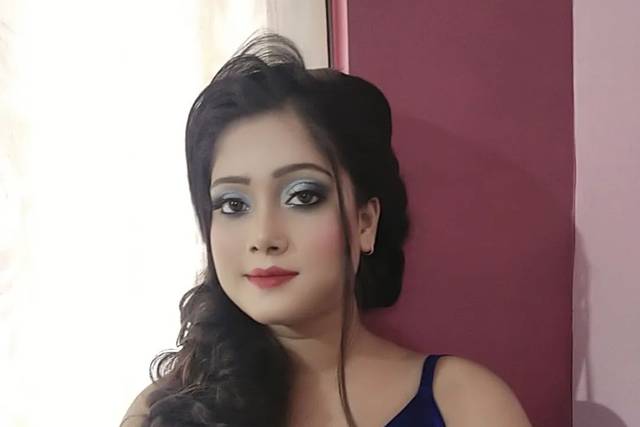 Party makeup