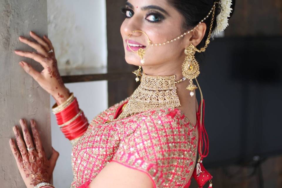 Makeup By Nishtha, South City 2