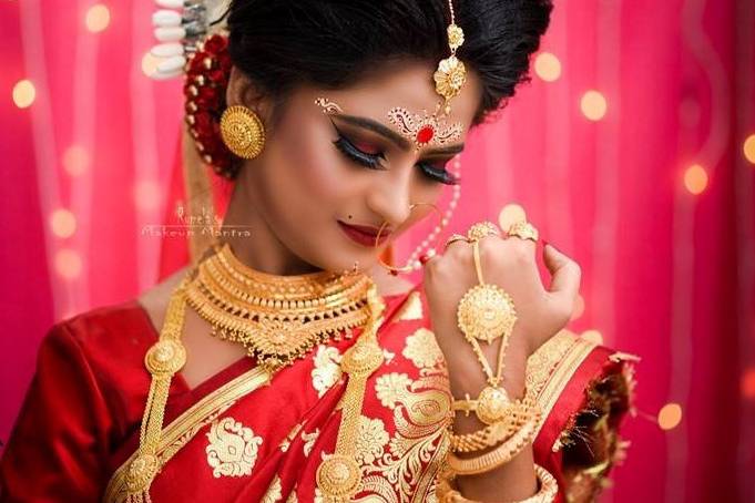 Bridal makeup