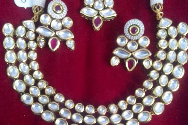 Bridal jewellery