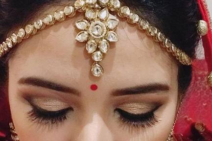 Bridal makeup