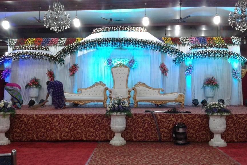 Arshad Baba Flower Decorations