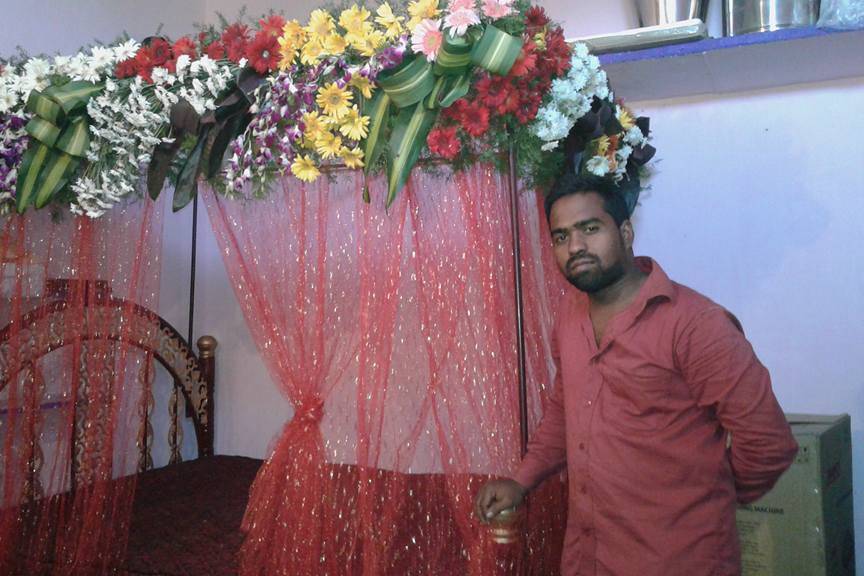 Arshad Baba Flower Decorations