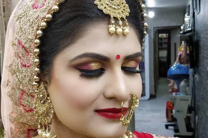 Bridal makeup