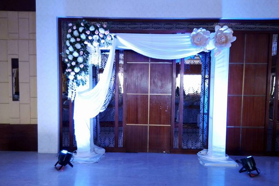 Entrance decor