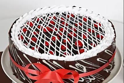 Buy/Send Chocoholic Cake 1kg Online- FNP