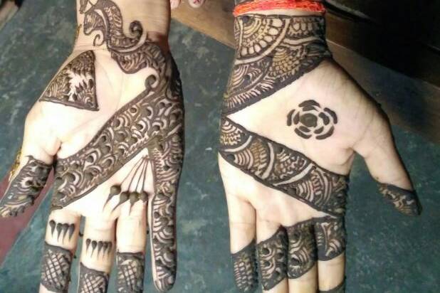 Designer mehndi