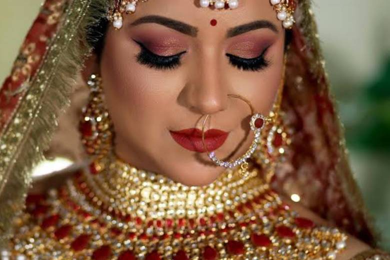 Dewy Finish Makeup
