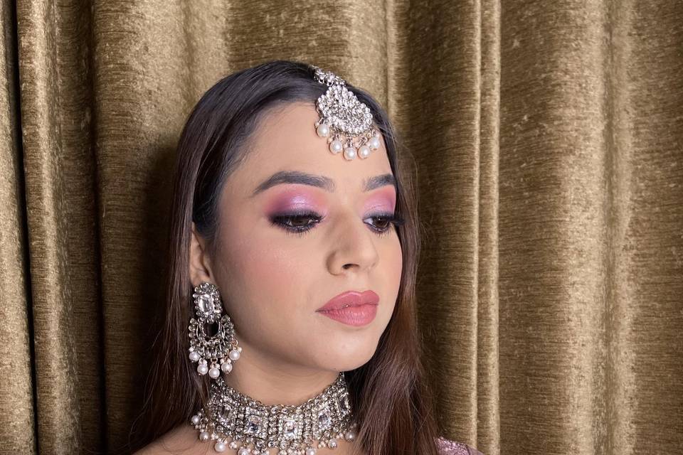 Engagement makeup