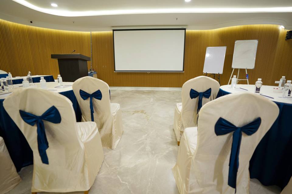 Banquet hall 8