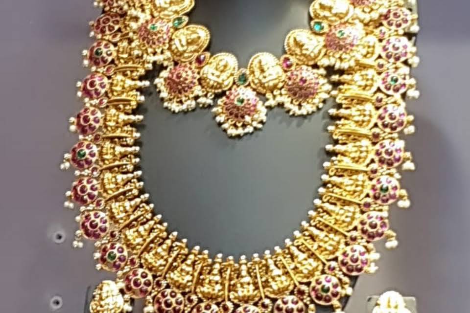 MonikaRaj Bridal Lehenga & Bridal Jewellery Store