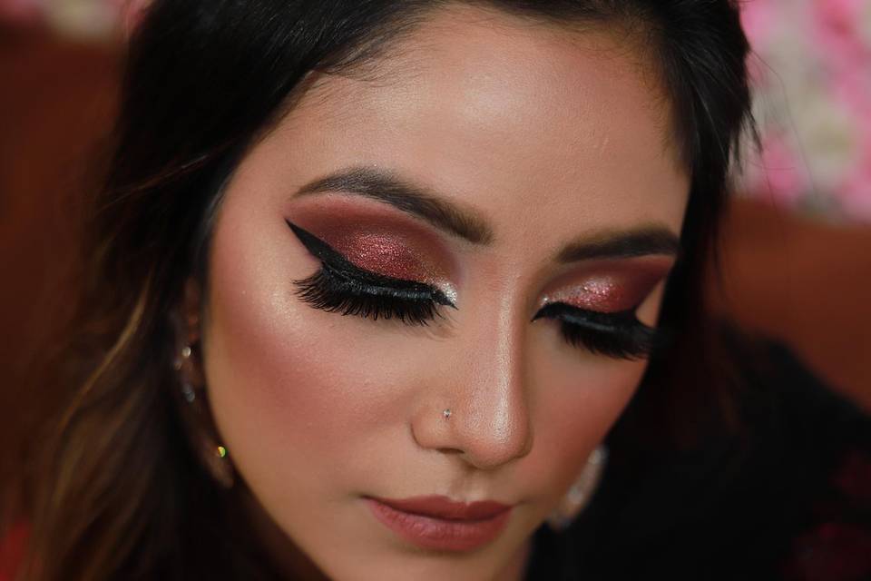 Cocktail makeup