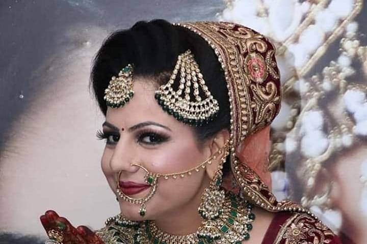 Bridal makeup