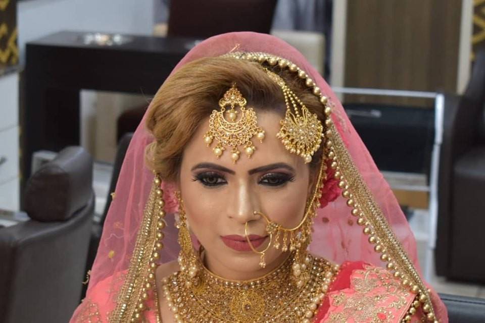 Bridal makeup