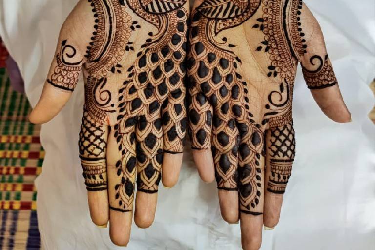 Elegant Mehendi, Banaswadi