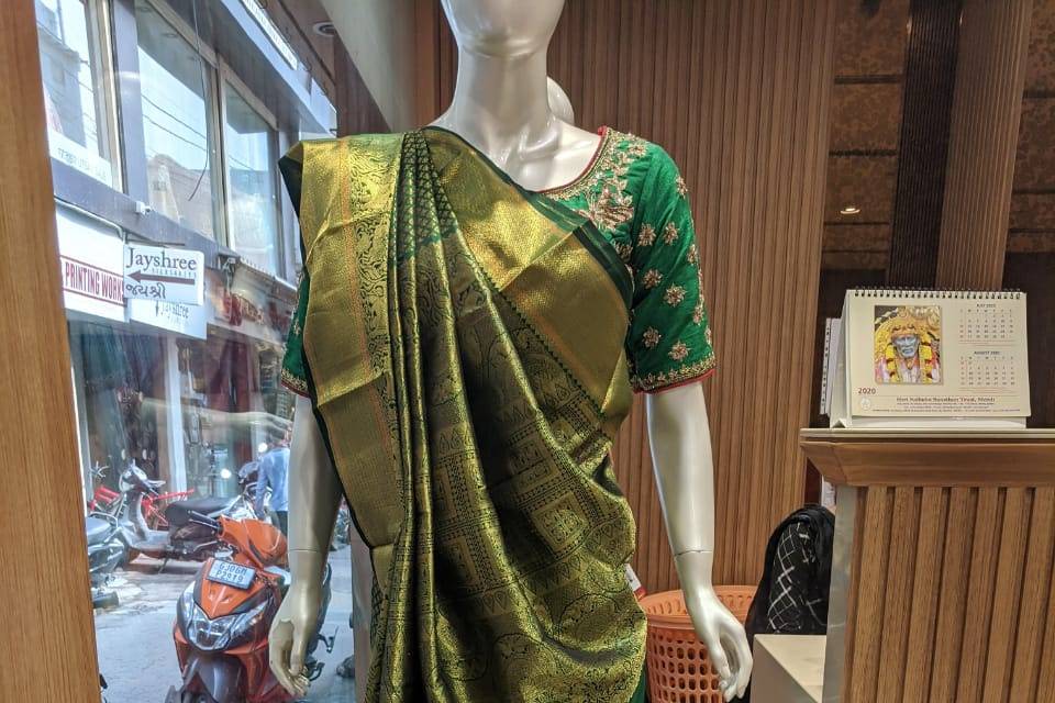 Saree