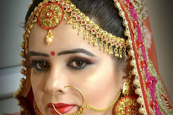 Bridal makeup