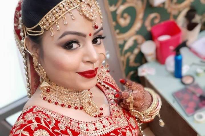 Bridal makeup