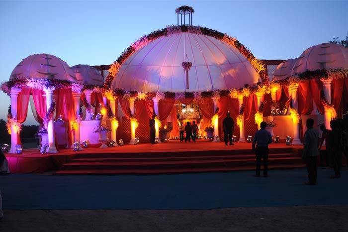 Ganesh decorators