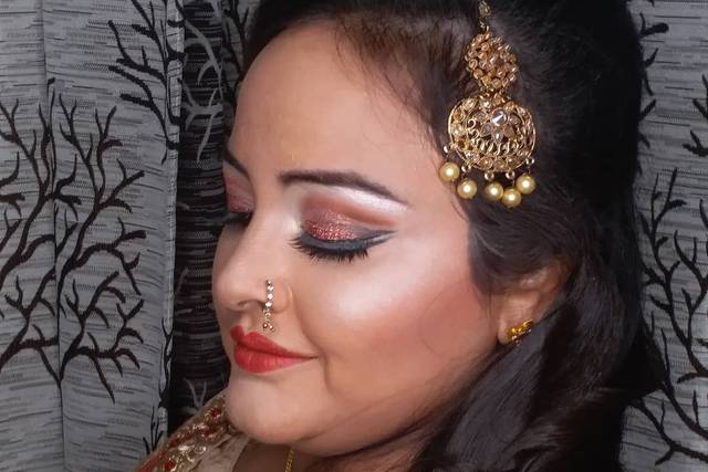 Party makeup