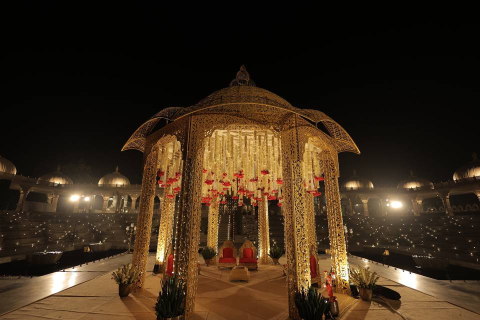 Amphitheatre- Pheras
