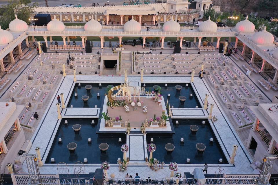 Amphitheatre- Pheras