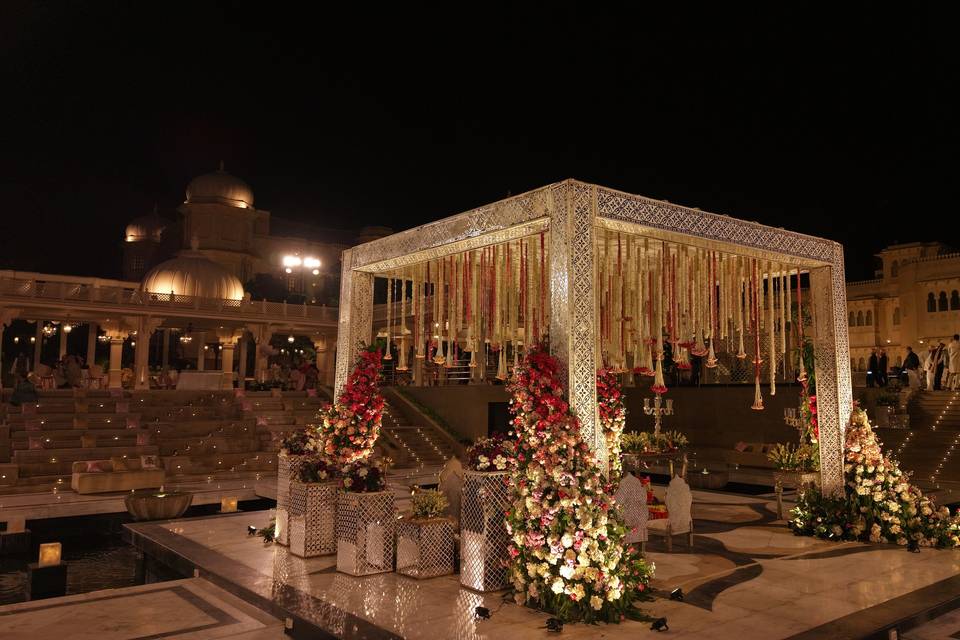 Amphitheatre- Pheras