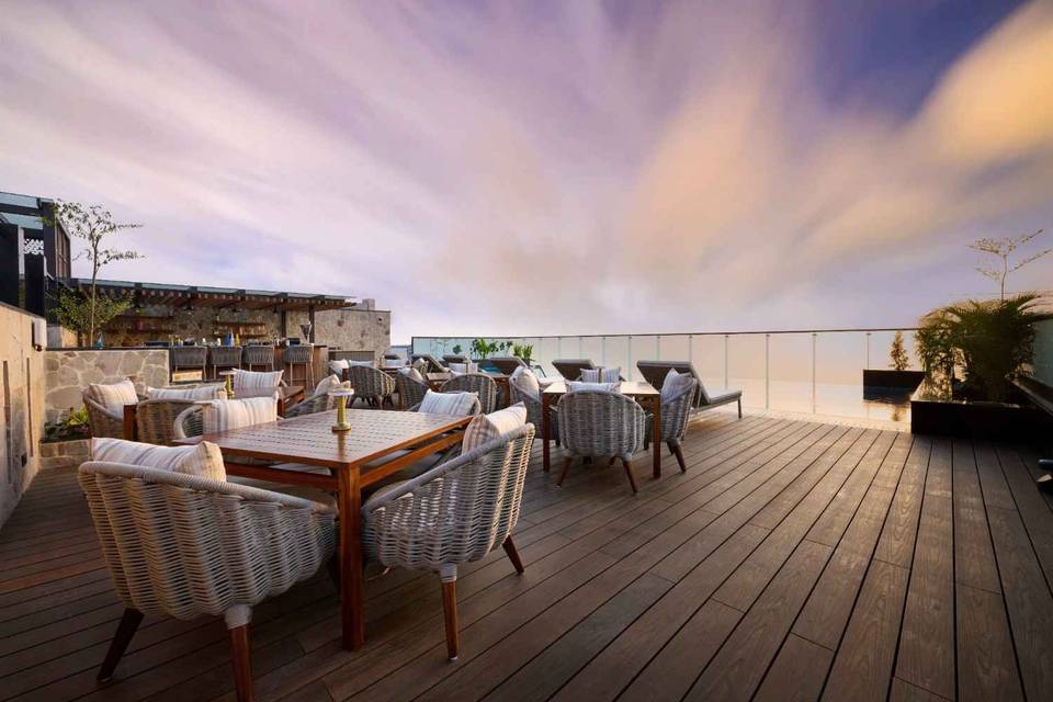 Rooftop area