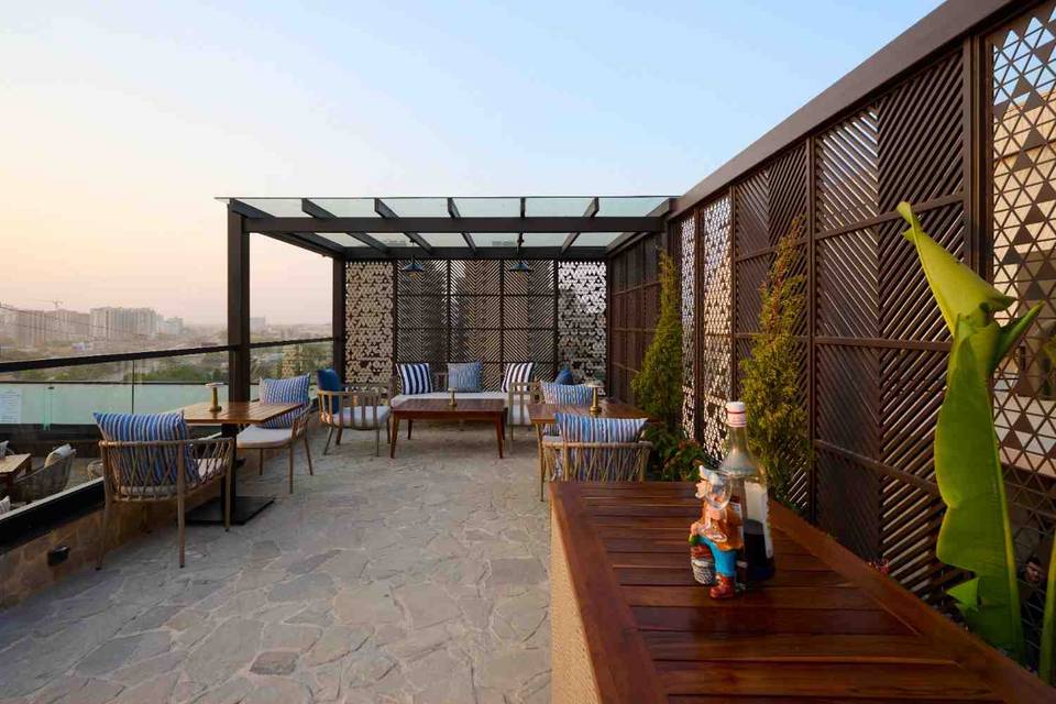 Rooftop area