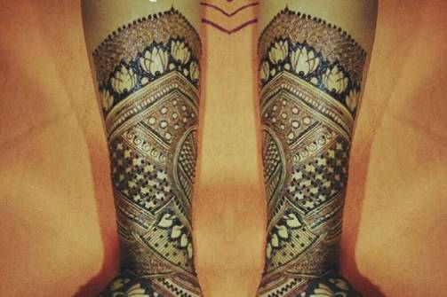 Handbandtattoo #tattooflash #photoshoot #tattooworkers #tattoophoto  #trendings #tattoolove #tattoodesigns | Instagram