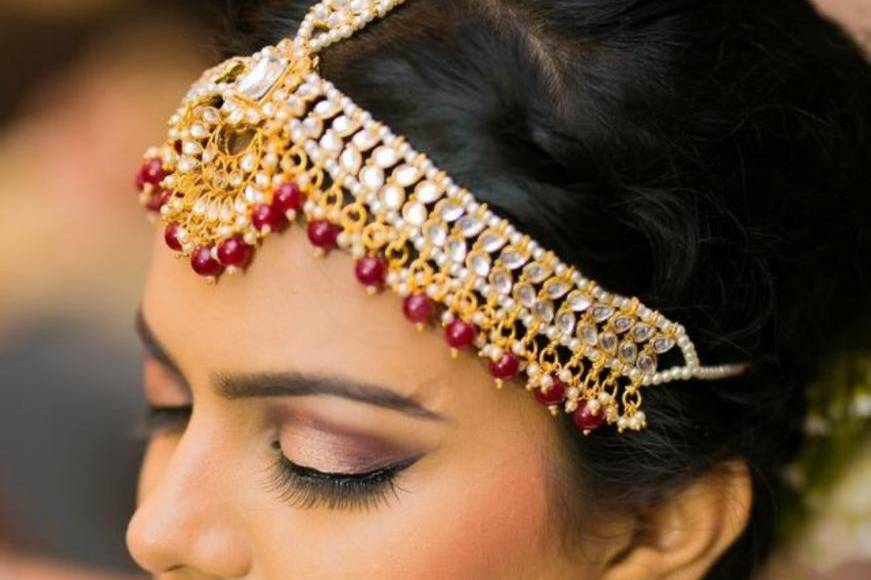 Bridal makeup