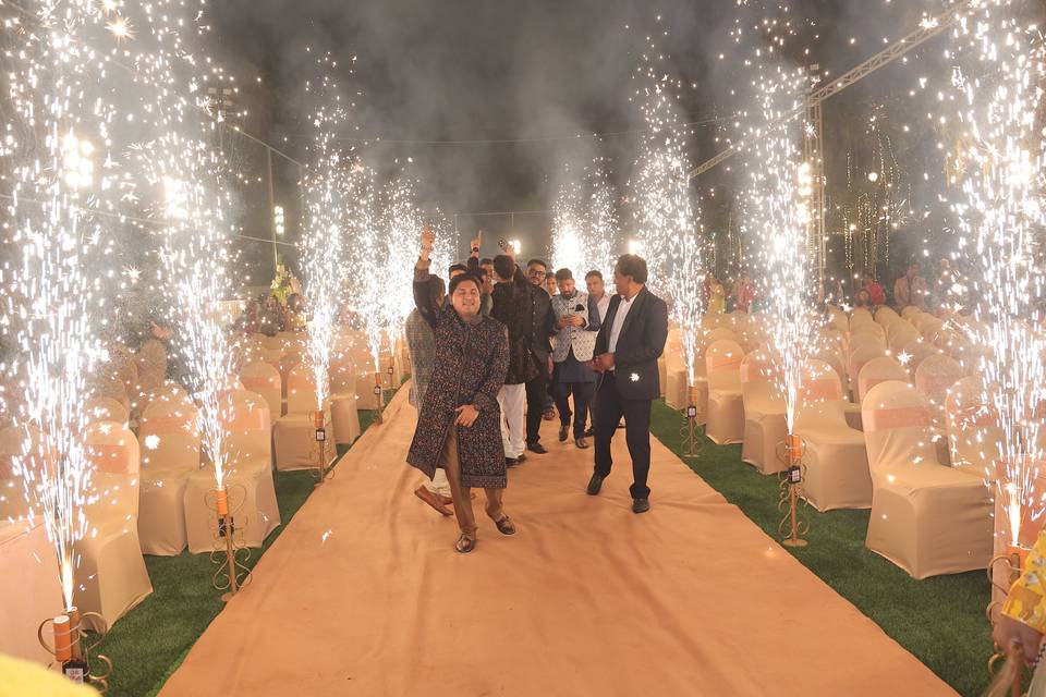 Groom entry