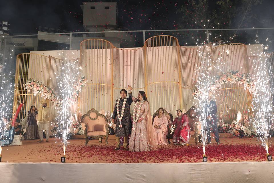 Groom entry