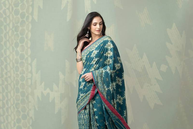 Buy Red Cotton Silk Chanderi Woven Sari for Women Online at Fabindia |  20030698