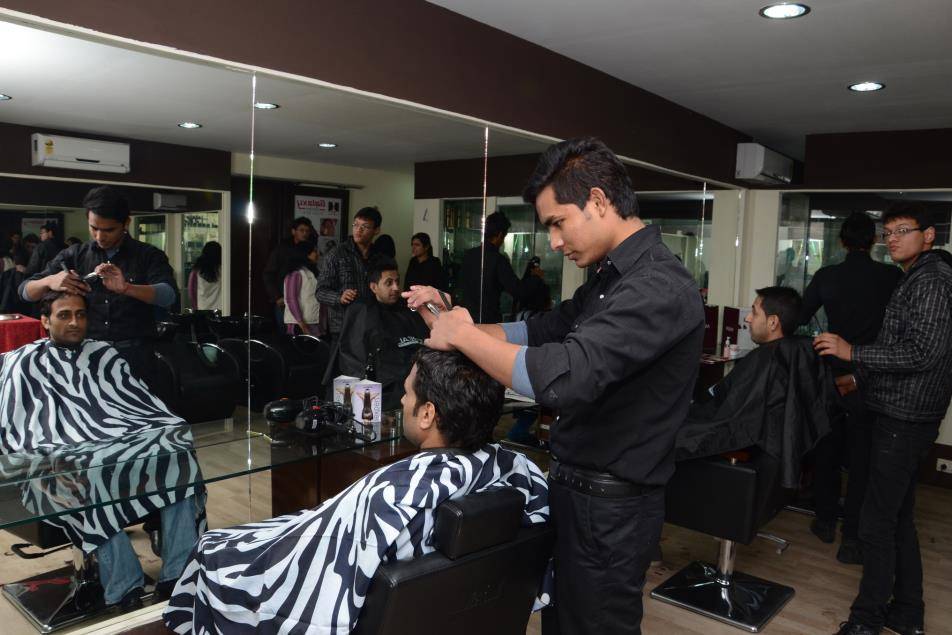 Raj Galaxy Salon Bridal Makeover and Training Center - Makeup Salon - PPR  Market 