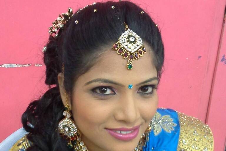 Sakthi Bridal Makeover Studio