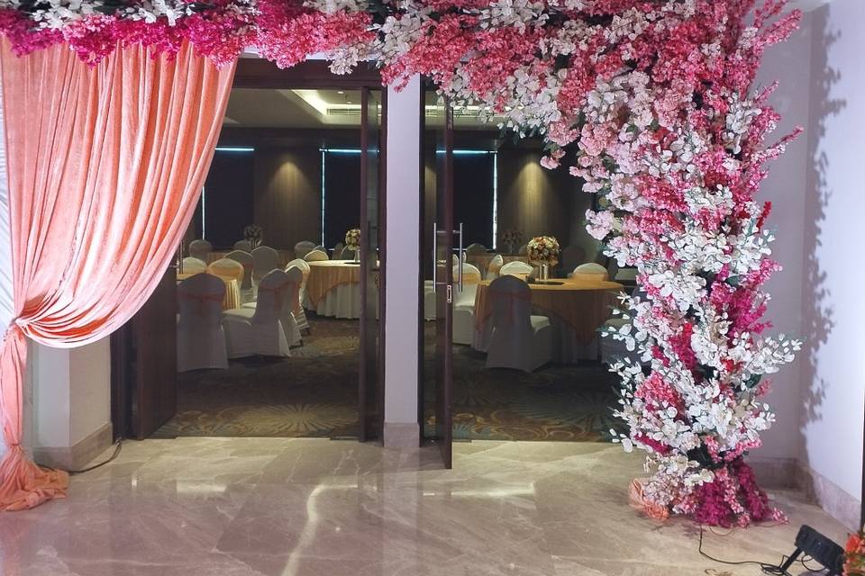 Entry decor