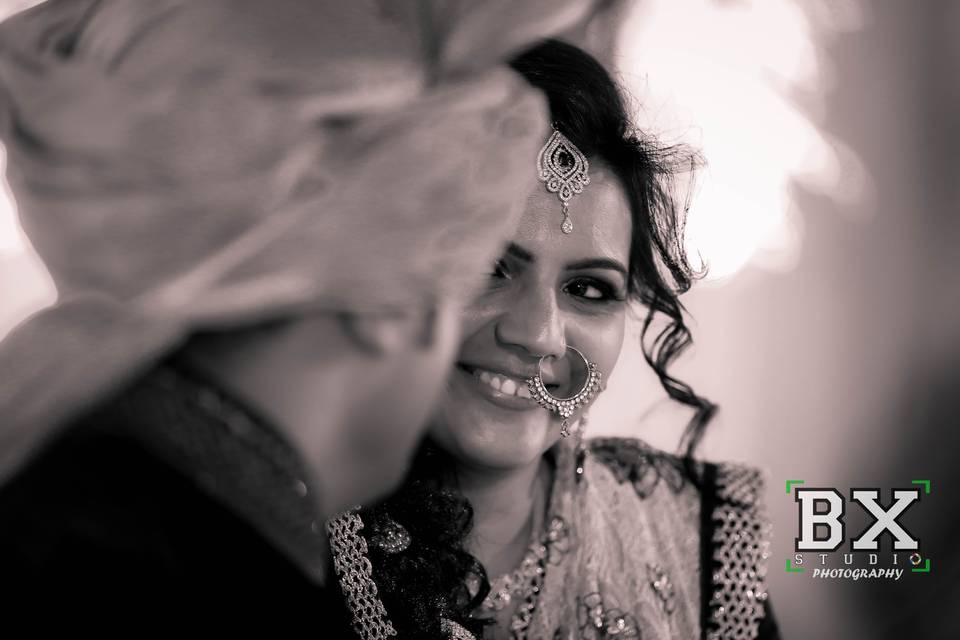 Bride & groom candid