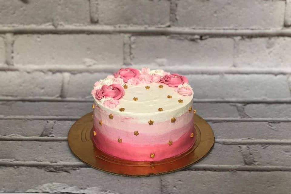 Beautiful Pearl Vanilla Cake | Winni.in