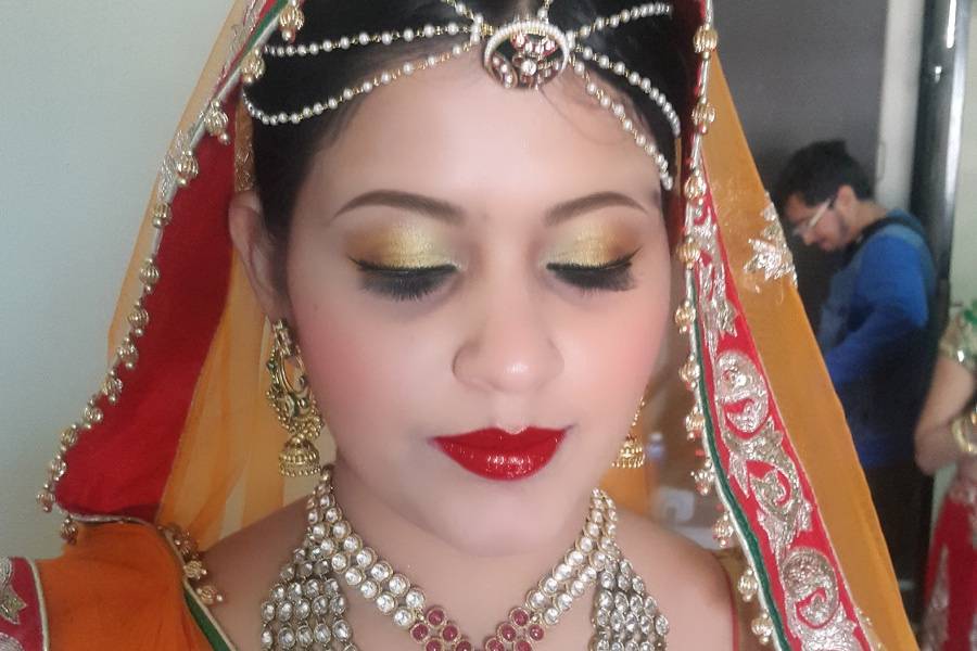 Pooja Sharma Hair & Makeup Artist