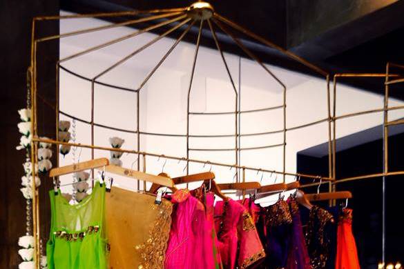 Lehenga best sale display stand