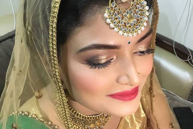 Bridal makeup